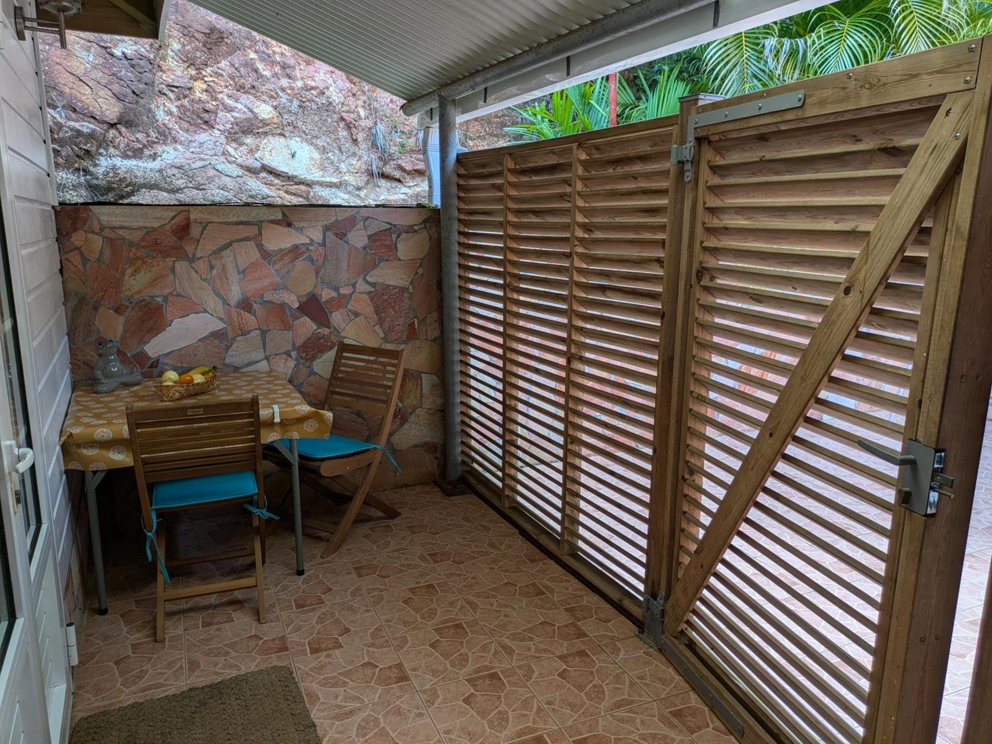 Le Marin - Bungalow Classe 3 Etoiles Tb Equipe & Confortable - Escapade En Couple - Paisible & En Toute Discretion - Wi-Fi - Climatisation - Calme & Serenite - Plages Du Sud, Centre De Carenage & Marina Du Marin Proche En Voiture - Acheminement Sur D 外观 照片