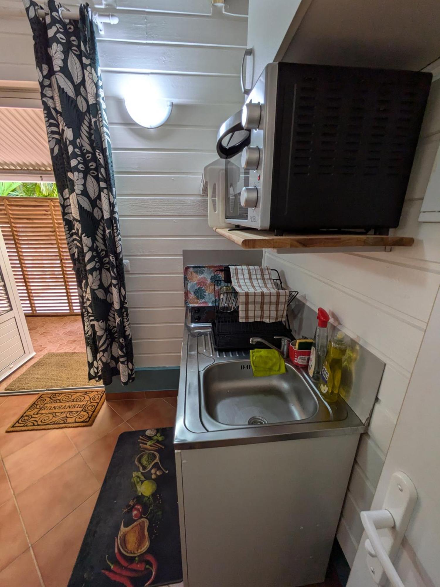 Le Marin - Bungalow Classe 3 Etoiles Tb Equipe & Confortable - Escapade En Couple - Paisible & En Toute Discretion - Wi-Fi - Climatisation - Calme & Serenite - Plages Du Sud, Centre De Carenage & Marina Du Marin Proche En Voiture - Acheminement Sur D 外观 照片